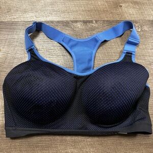 Victoria’s Secret Sports Bra Size 36DD